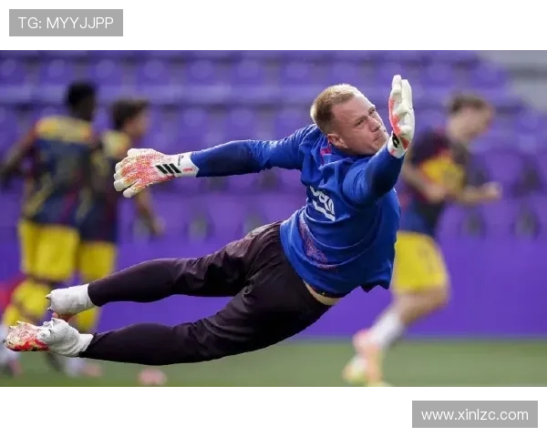 特尔施特根:从低谷到世界杯的坚韧之路